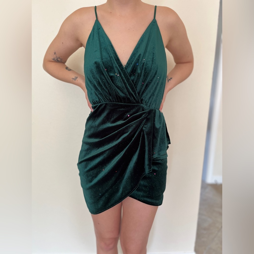 SHEIN Asymmetrical Glitter Velvet Dress